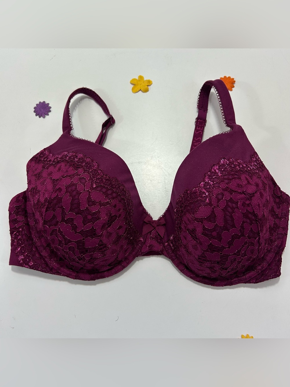 Victoria's Secret Burgundy Floral Lace Lined Bra 34DD NWOT
